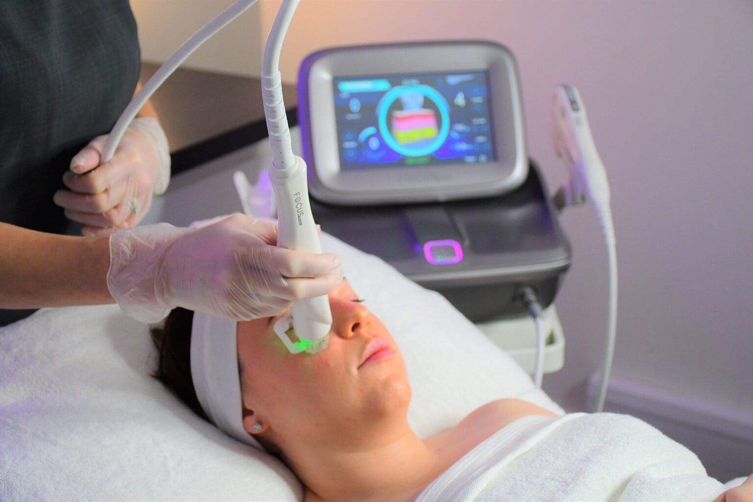 HIFU - RF Microneedling